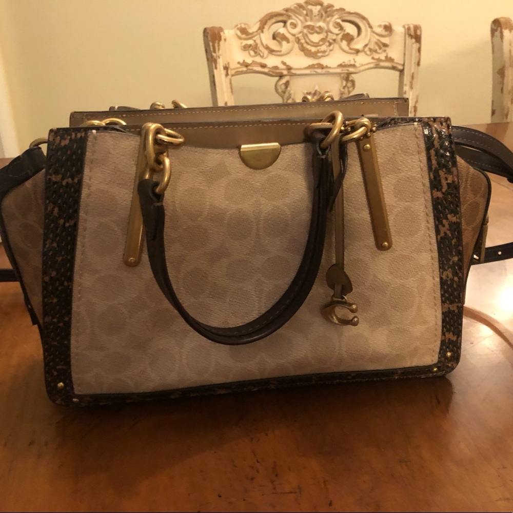 Coach purse